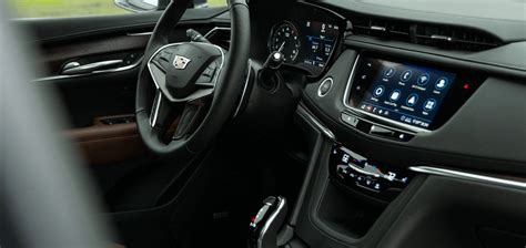 2021 Cadillac XT5 Interior Features & Dimensions | Cargo Space, Seating