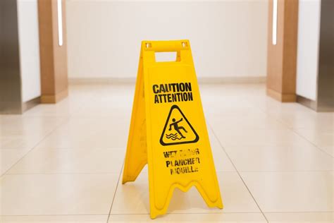 How to Choose The Best Floor Cleaning Services - DTK Inc