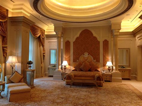 Palace Suite Bedroom | Emirates Palace in Abu Dhabi | Pinterest ...