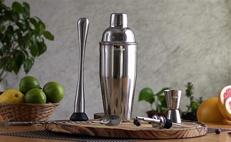 The Best Cocktail Kits 2020: Best Shaker Sets For Your Home Bar ...