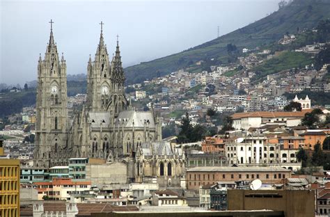 Quito Ecuador Old Town - Top Attractions hotels