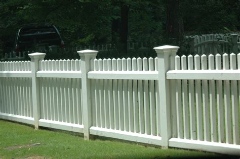 Standard Cedar Fence Designs - Allied Fence