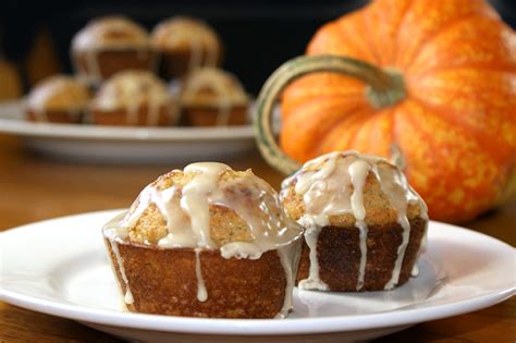 Pumpkin Spice Muffins - Feed Me I'm Hungry