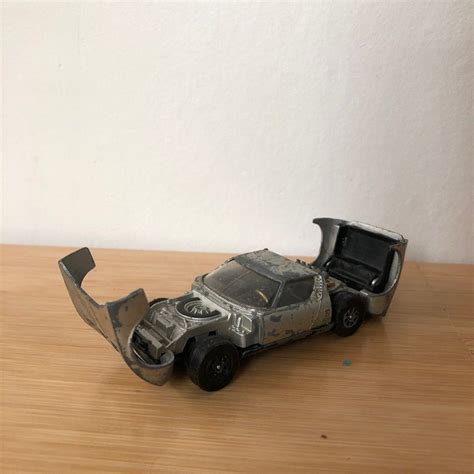 Vintage diecast lamborghini on Carousell