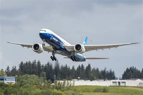 Second Boeing 777X Prototype Flies - Airport Spotting