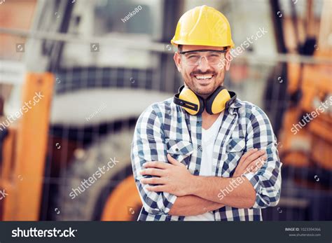 Man working construction Images, Stock Photos & Vectors | Shutterstock