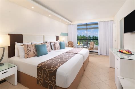 Habitaciones - Grand Oasis Cancun · Oasis Hotels & Resorts