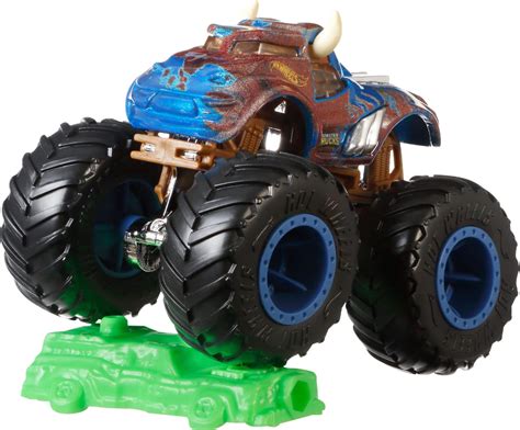 Best Buy: Hot Wheels Monster Trucks Collection FYJ44