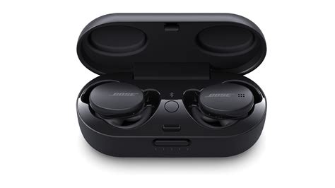 Bose QuietComfort Earbuds vs Apple AirPods Pro: which are better ...