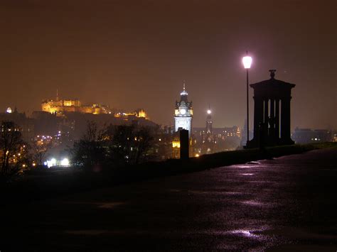 File:Edinburgh skyline night.jpg