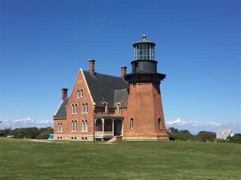 Top 5 Lighthouses in Rhode Island That You Must Visit - OPTX RI