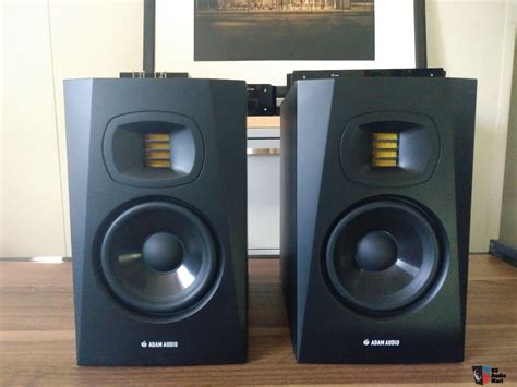 ADAM Audio T5V Photo #2522163 - US Audio Mart