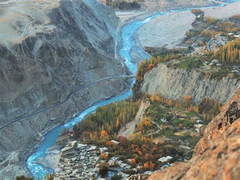 Hunza Valley - Pakistan Travel Guide