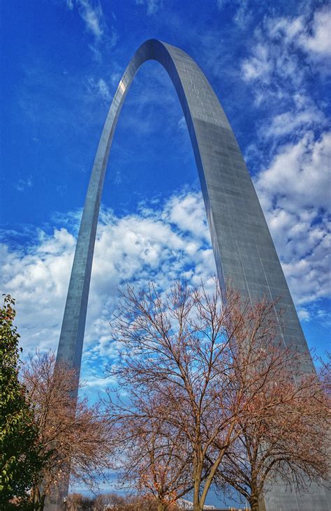 The Gateway Arch : Saint Louis Missouri | Visions of Travel