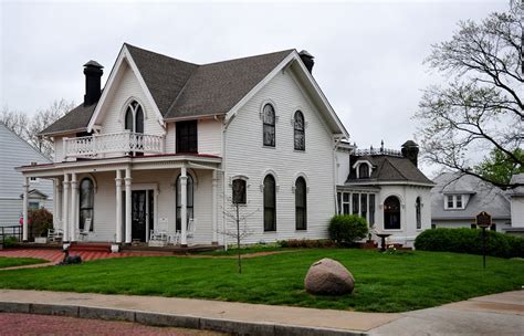 OMOREAN PHOTOGRAPHY: Birthplace of Amelia Earhart - Atchison Kansas