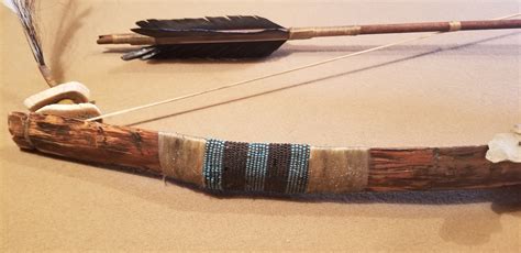 Native American bow and arrow | Collectors Weekly