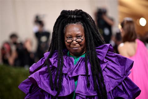 'This Isn't Photoshopped?': Fans Are Shocked at Whoopi Goldberg and Her ...