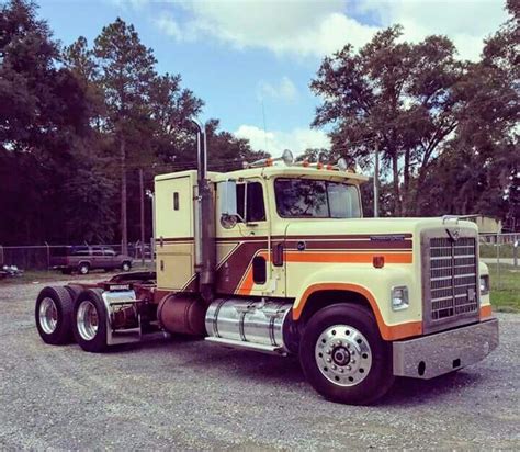 IH Transtar 4300 | International truck, International harvester truck ...