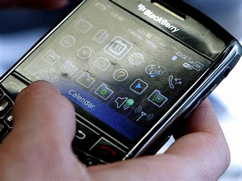 BlackBerry Messenger to shut down on 31 May: Here's how you can keep ...