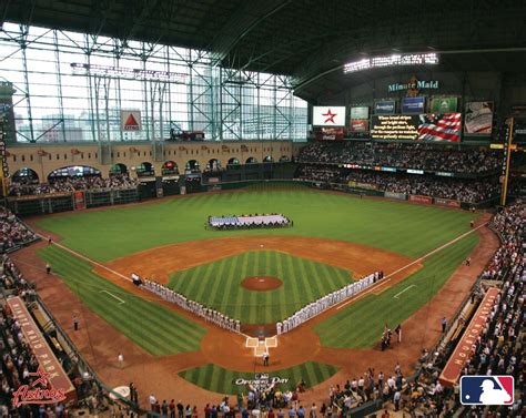 MLB Houston Astros Stadium Canvas Wall Art | Mlb stadiums, Astros ...