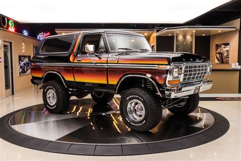 FORD BRONCO 4X4! FORD 351CI V8 4X4 | Ford Daily Trucks