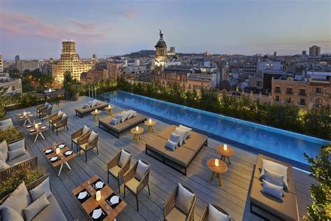 The 10 best hotels with pools in Barcelona, Spain | Booking.com