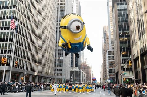 Macy's Thanksgiving Day Parade 2023: What Time Is the Parade? Plus, How ...