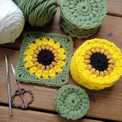 Sunflower Crochet Blanket | EMBROIDERY & ORIGAMI