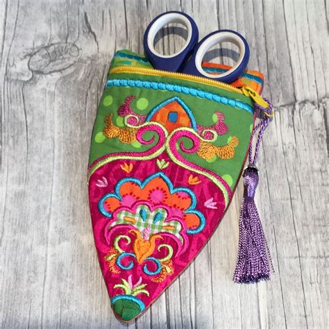 Free Embroidered Scissors Zipper Case 5x7 7x12 | Machine embroidery ...