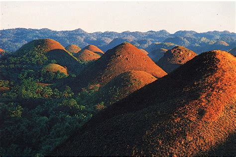 Chocolate Hills in Bohol is World’s Famous Land Formation | Attracttour