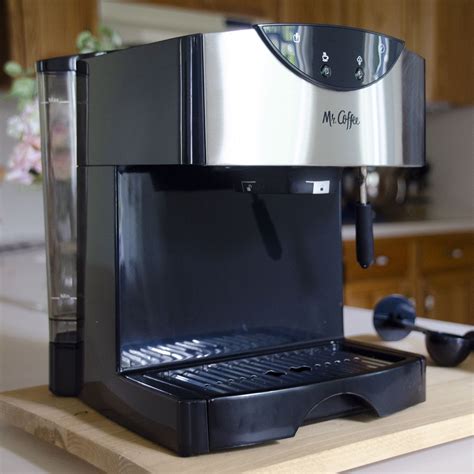 Mr. Coffee ECMP50 Espresso/Cappuccino Maker: Inexpensive