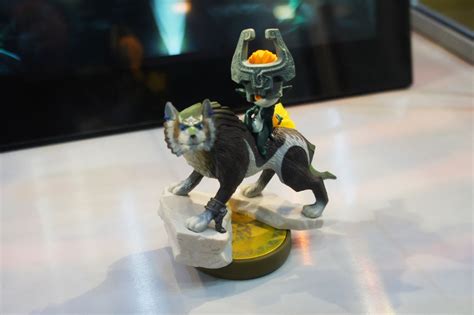 Three more photos of the Wolf Link amiibo