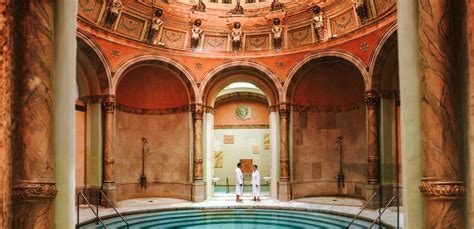 Baring it all in Baden-Baden at the Friedrichsbad bath house – OFFSHORE