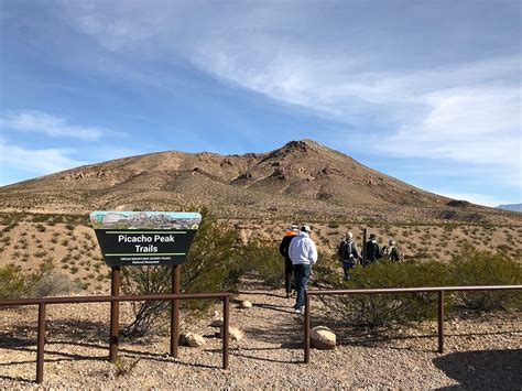 HIKING & OUTDOORS - Picacho Mountain