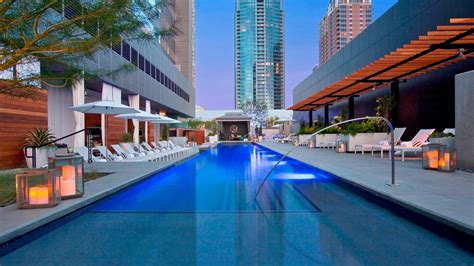 W austin hotel pool | Austin Food Magazine