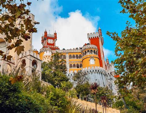 Lisbon to Sintra Day Trip Guide - The Ultimate One Day Sintra Itinerary