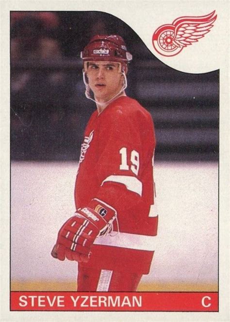 1985 Topps Steve Yzerman #29 Hockey - VCP Price Guide