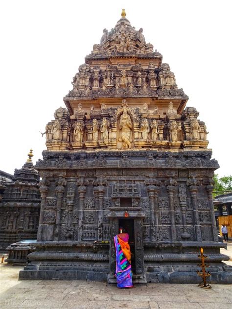 Tadipatri Temples – Poetry in Black Stone