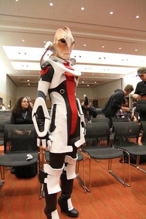 Quite a amazing Mordin Solus cosplay : r/gaming