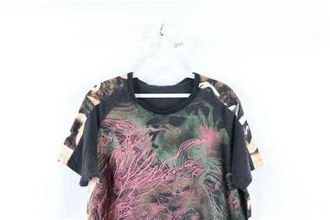 Vintage Vintage 90s Streetwear Abstract Art All Over Print T-Shirt ...