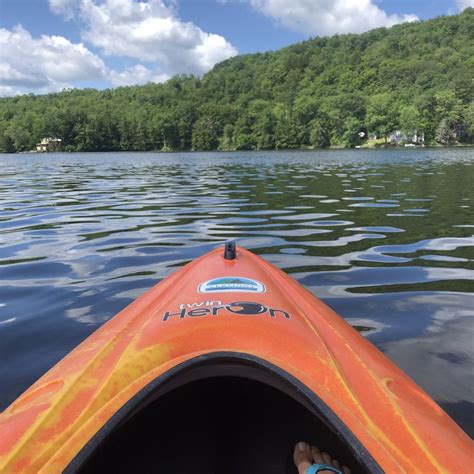 Learning to Kayak with Your Kids - A Nation of Moms