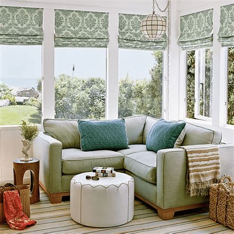 35 Inspiring Sunroom Furniture Ideas That You Must Have - MAGZHOUSE