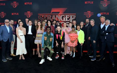 Stranger Things Season 4 New and Returning Cast | POPSUGAR Entertainment UK