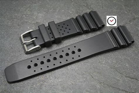 Black Italian rubber casual watch strap, perfect fo Seiko Diver (SKX)