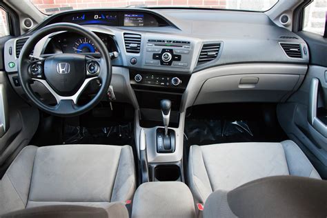 Honda Civic Interior-6 | Car Dealership in Philadelphia