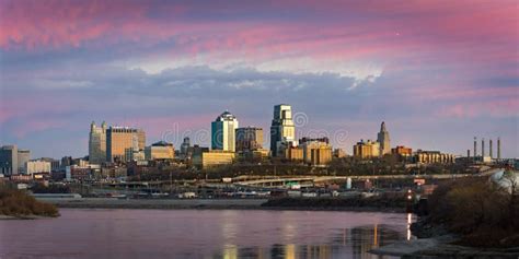 Downtown Kansas City Skyline Sunset Stock Image - Image of golden ...