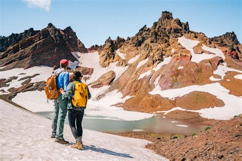 20 JAW-DROPPING OREGON Hikes (for All Skill Levels)