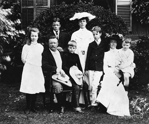 Theodore Roosevelt Family Photograph by Granger - Pixels