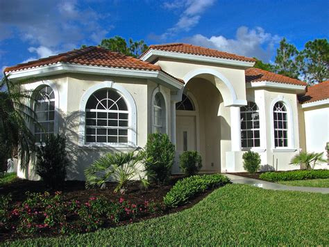 GOLDEN GATE ESTATES - NEW HOT SPOT FOR NEW CONSTRUCTION IN NAPLES, FLORIDA