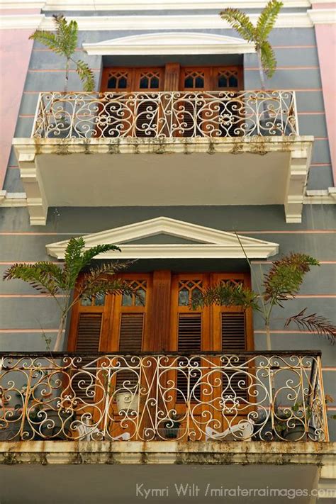 USA, Puerto Rico, San Juan. Facades of Old San Juan architecture of ...